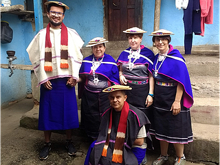 Excursión a Silvia e indios guambianos