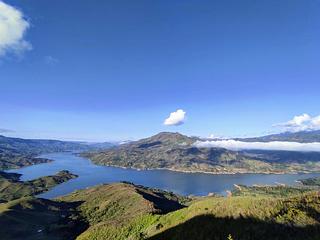 Visita la represa la Salvajina